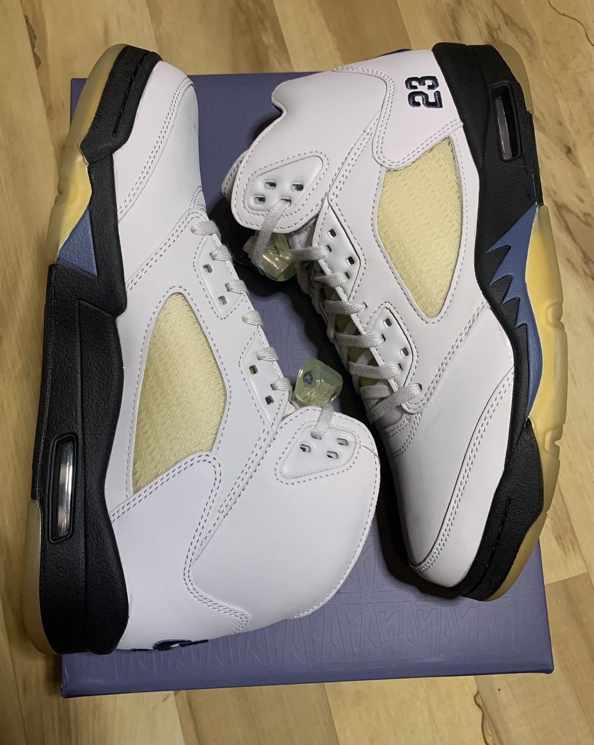 Nike Jordan 5 Retro x A Ma Maniere Dust W Size US 9.5 / EU 42-43 - 4 Thumbnail