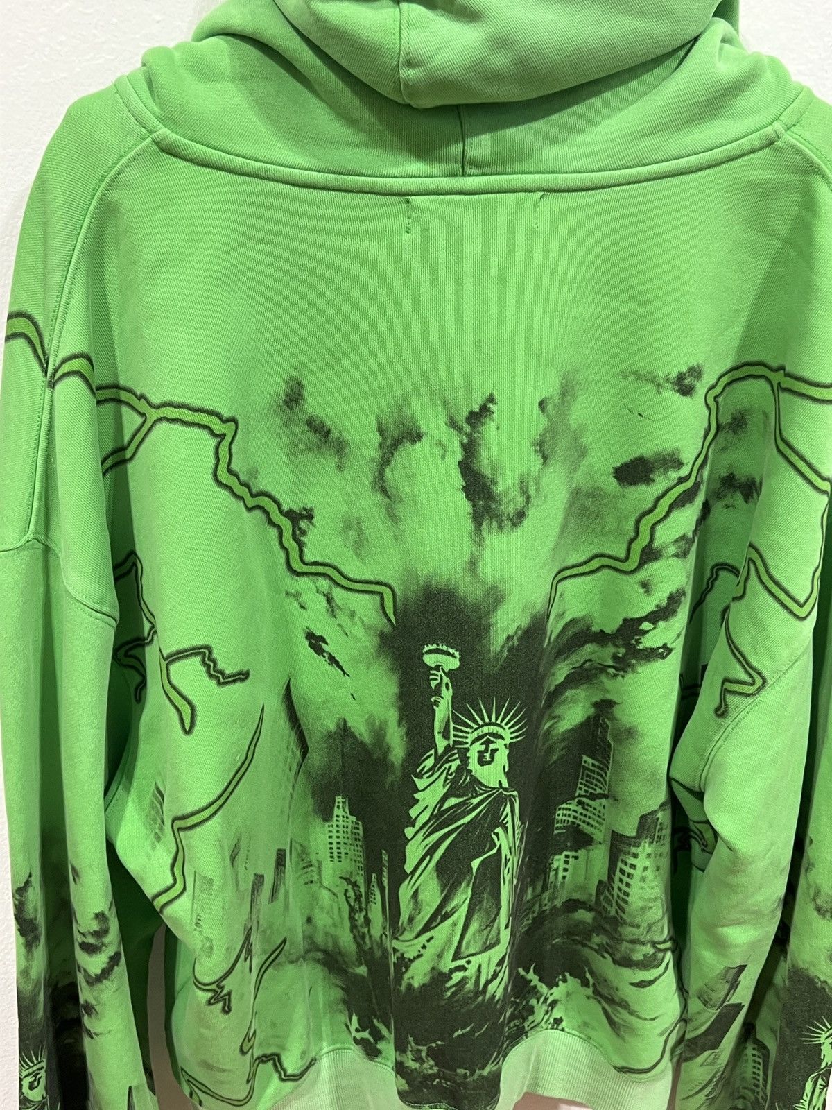 Vale Vale Green Graffiti Zip Up Hoodie Size US XL / EU 56 / 4 - 6 Thumbnail