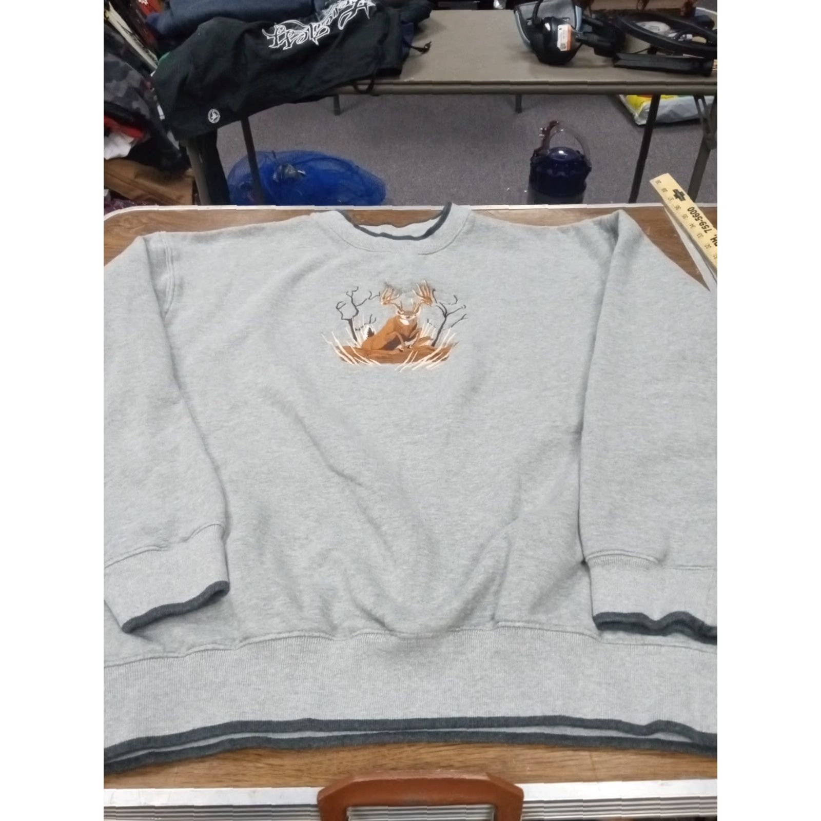 Vintage VINTAGE Embroidered Buck Crew Neck Pullover Sweatshirt Gray XL Men Size US XL / EU 56 / 4 - 3 Thumbnail