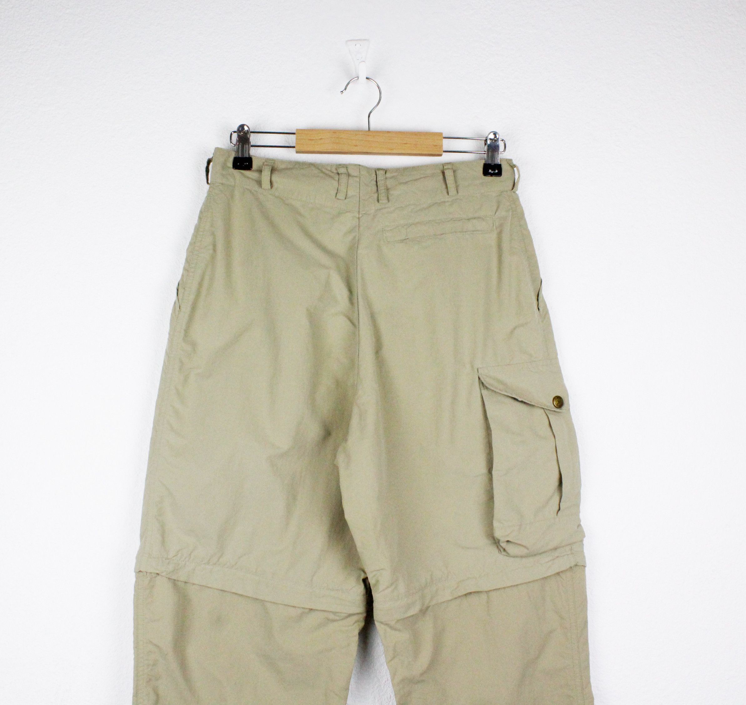 Fjallraven Womens Fjallraven Cargo Hiking 1 in 2 Shorts Pants Trousers Size 27" / US 4 / IT 40 - 6 Thumbnail