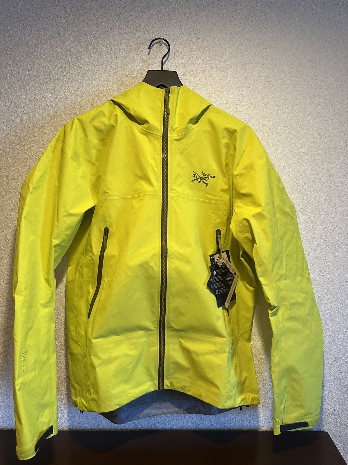 Arc'teryx Arc’teryx Beta Jacket Size US M / EU 48-50 / 2 - 1 Thumbnail