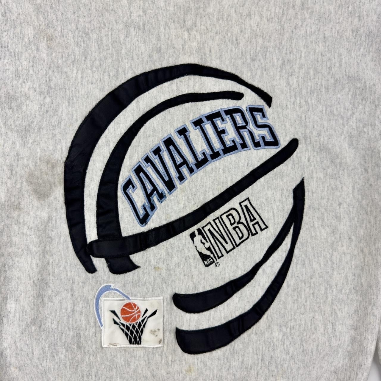 Champion Cavaliers NBA crewneck XL & Grey 90’s Champion pullover XXL Size US XL / EU 56 / 4 - 2 Thumbnail