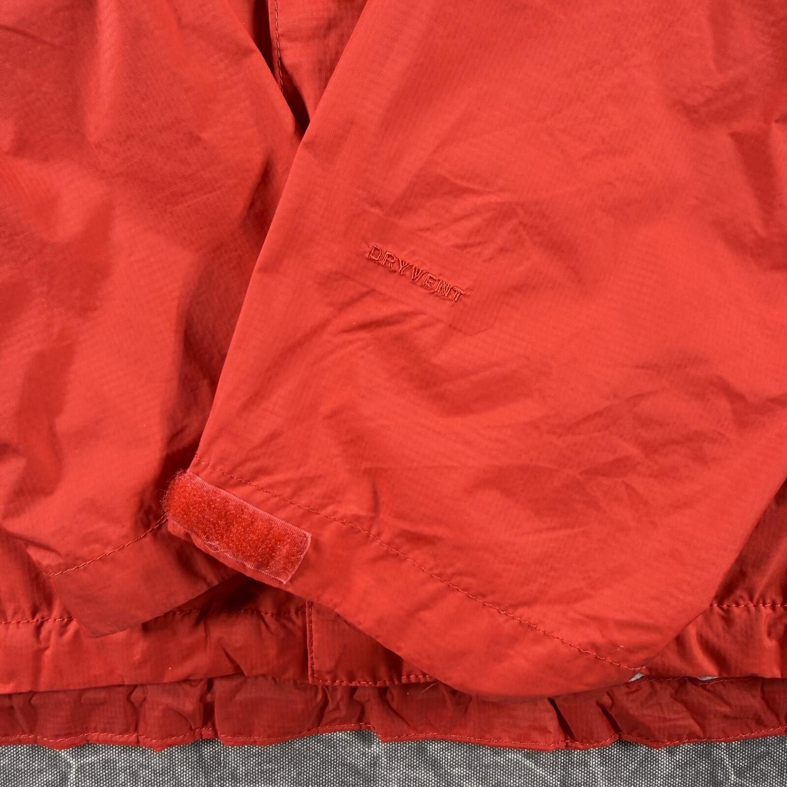 The North Face The Northface Jacket Men's L Red Nylon NF0A4P8K F20 Size US L / EU 52-54 / 3 - 3 Thumbnail