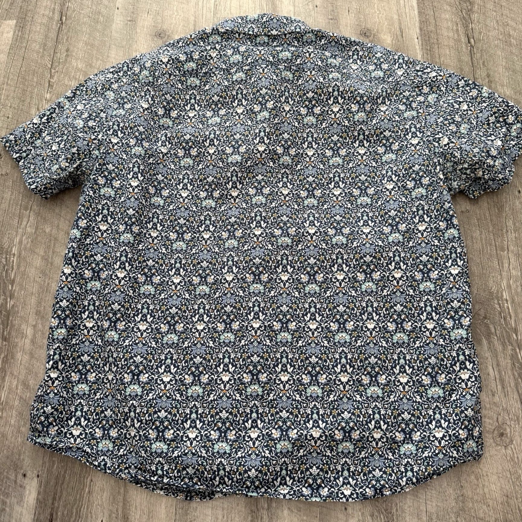 UNTUCKit UNTUCKit Shirt Men XXL 2XL Blue Floral Short Sleeve Alverdi Slim Fit 100% Cotton Size US XXL / EU 58 / 5 - 5 Thumbnail