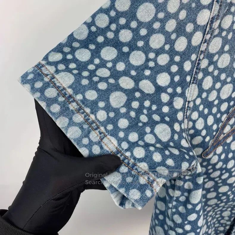 Louis Vuitton Louis Vuitton Co-branded polka-dot embroidered logo denim Size US S / EU 44-46 / 1 - 9 Thumbnail