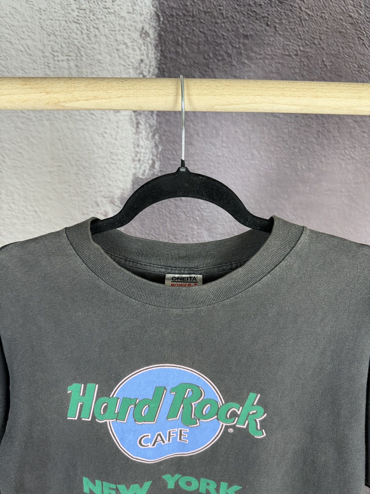 Hard Rock Cafe Hard Rock Cafe New York vintage 90s made in USA tee Oneita Size US XL / EU 56 / 4 - 9 Thumbnail