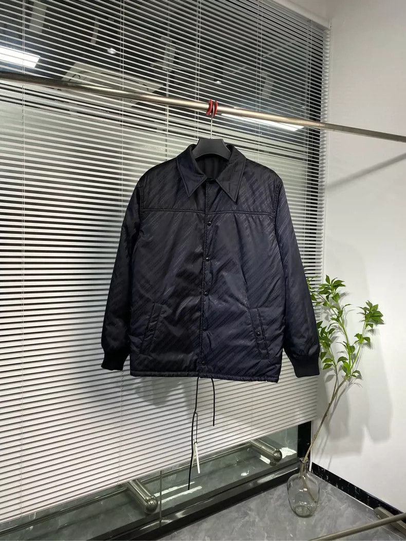 Givenchy Givenchy Size 48Double-sided insulated jacket, logo print, Size US XL / EU 56 / 4 - 2 Thumbnail
