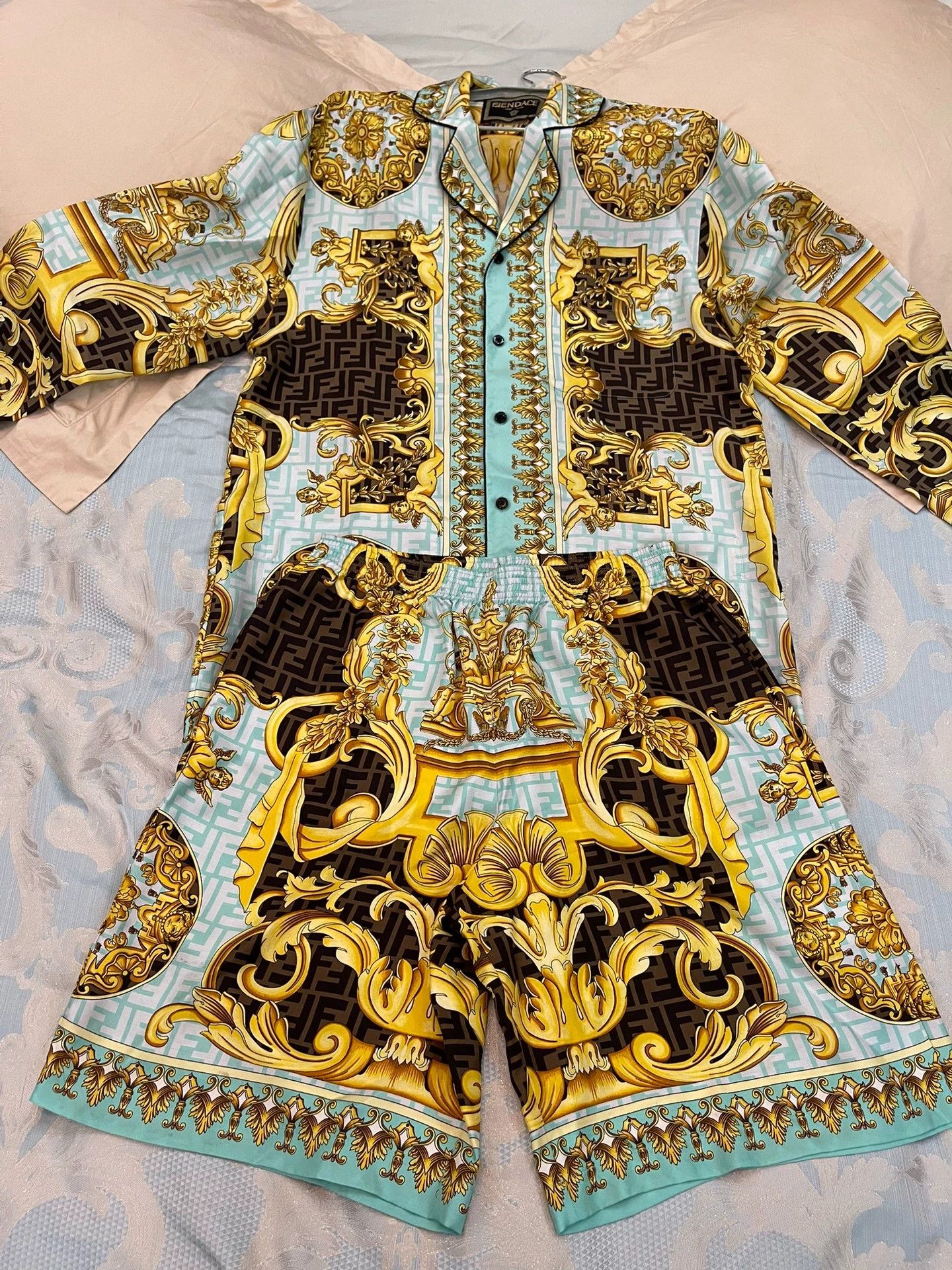 Versace Versace x Fendi Silk Full Logo Shirt 4 (US XL) Size US XL / EU 56 / 4 - 6 Thumbnail