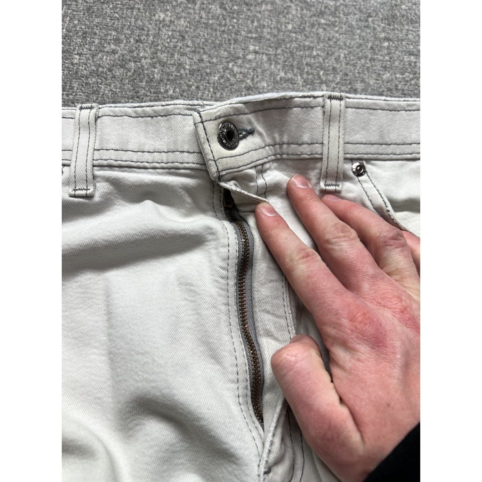 Levi's VINTAGE Levi's 505 Jeans Relaxed Denim 36x23 36 36in White USA Men 5-Pocket Size US 36 / EU 52 - 6 Thumbnail