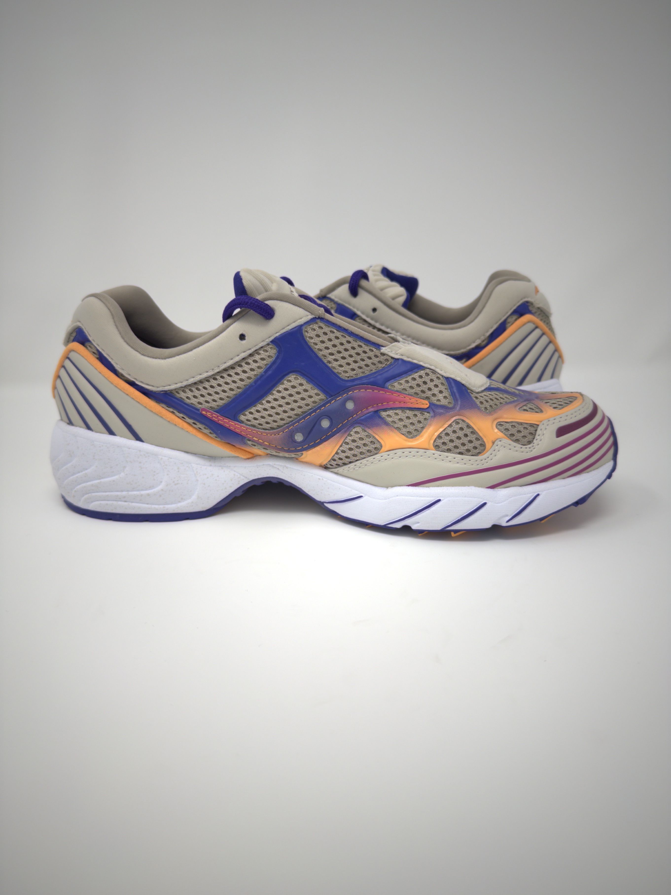 Saucony × White Mountaineering White Mountaineering x Saucony Grid Web Orange Purple Size US 9.5 / EU 42-43 - 5 Thumbnail