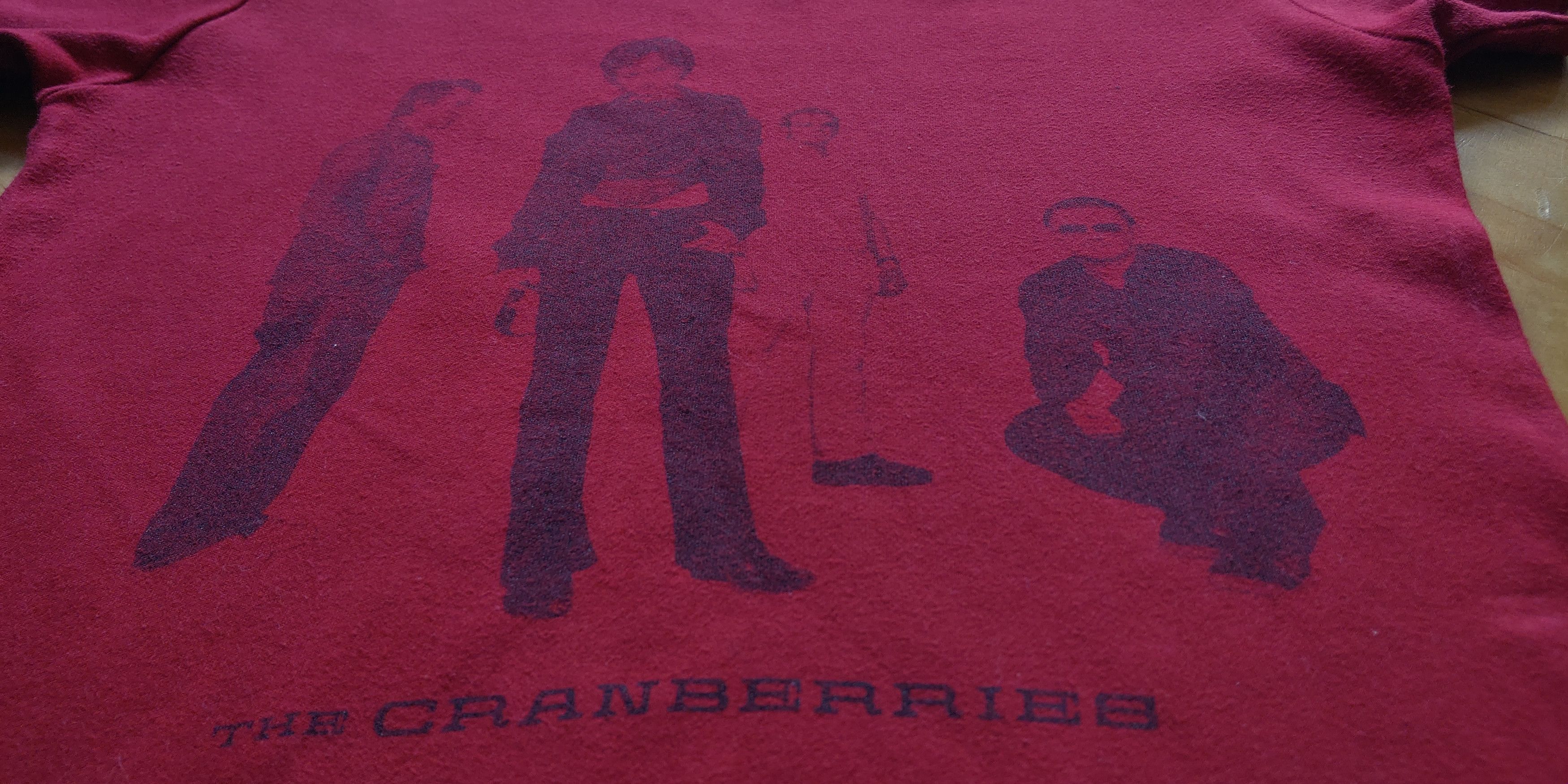 Band Tees Unique THE CRANBERRIES Shirt Rare Print New rock 90s Size S / US 4 / IT 40 - 4 Thumbnail