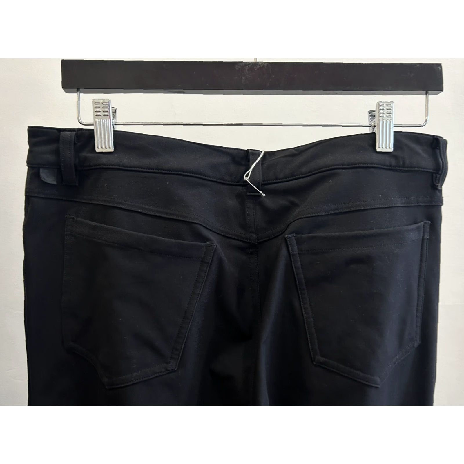 Lululemon VINTAGE Lululemon Slim Dress Pants Men Black 32 Inseam 32 Skinny 9.5 Rise Used MSR 00+ Mens Size US 32 / EU 48 - 8 Thumbnail