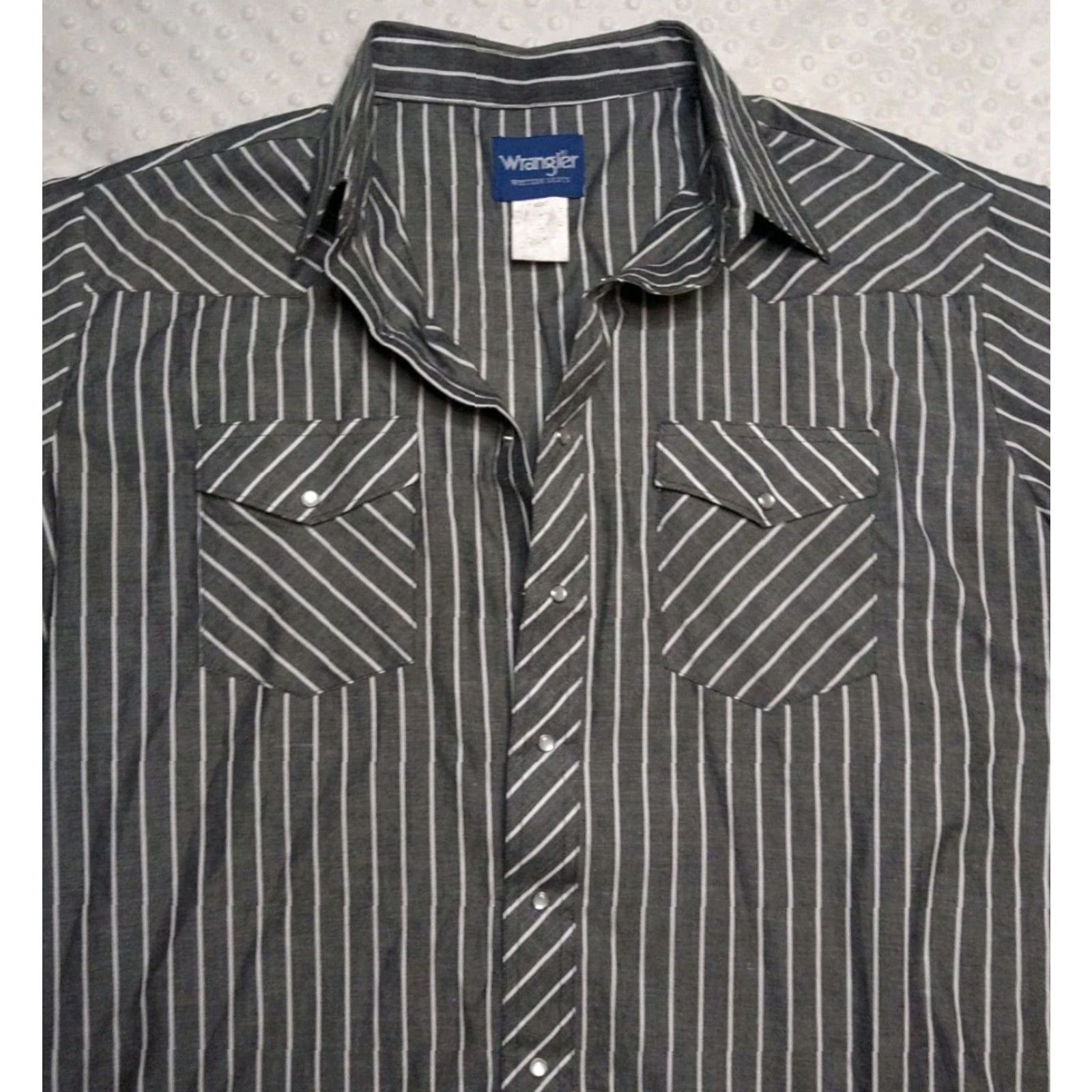 Wrangler VINTAGE Wrangler Button-Down Shirt Western 90s Gray Stripe XLT Mens Regular Cotton Short Sleeve Pearl Snap Button Down Shirt Size US XL / EU 56 / 4 - 4 Thumbnail