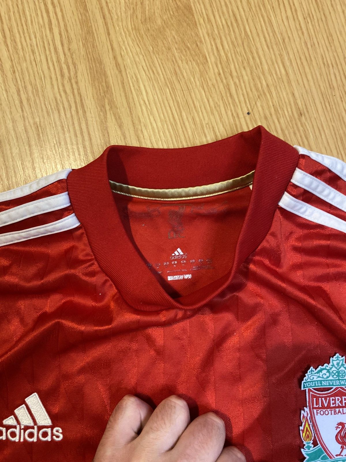 Adidas Original match-issue Liverpool FC jerseyfrom 2010 with Agger Size US M / EU 48-50 / 2 - 5 Thumbnail
