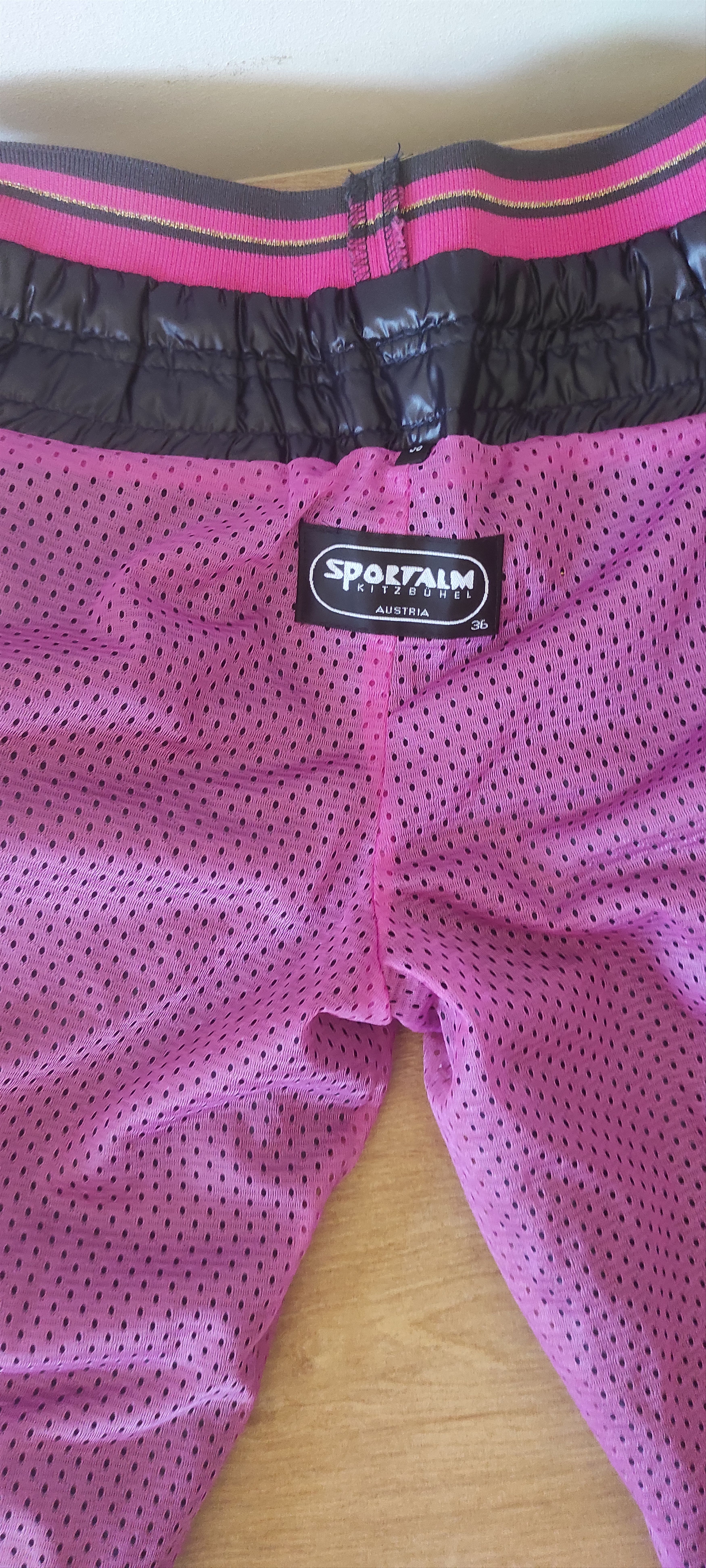 Sportalm Kitzbuhel Sportalm Vintage Capri Cargo Shorts Y2K | Multi Pocket Size 26" / US 2 / IT 38 - 10 Thumbnail