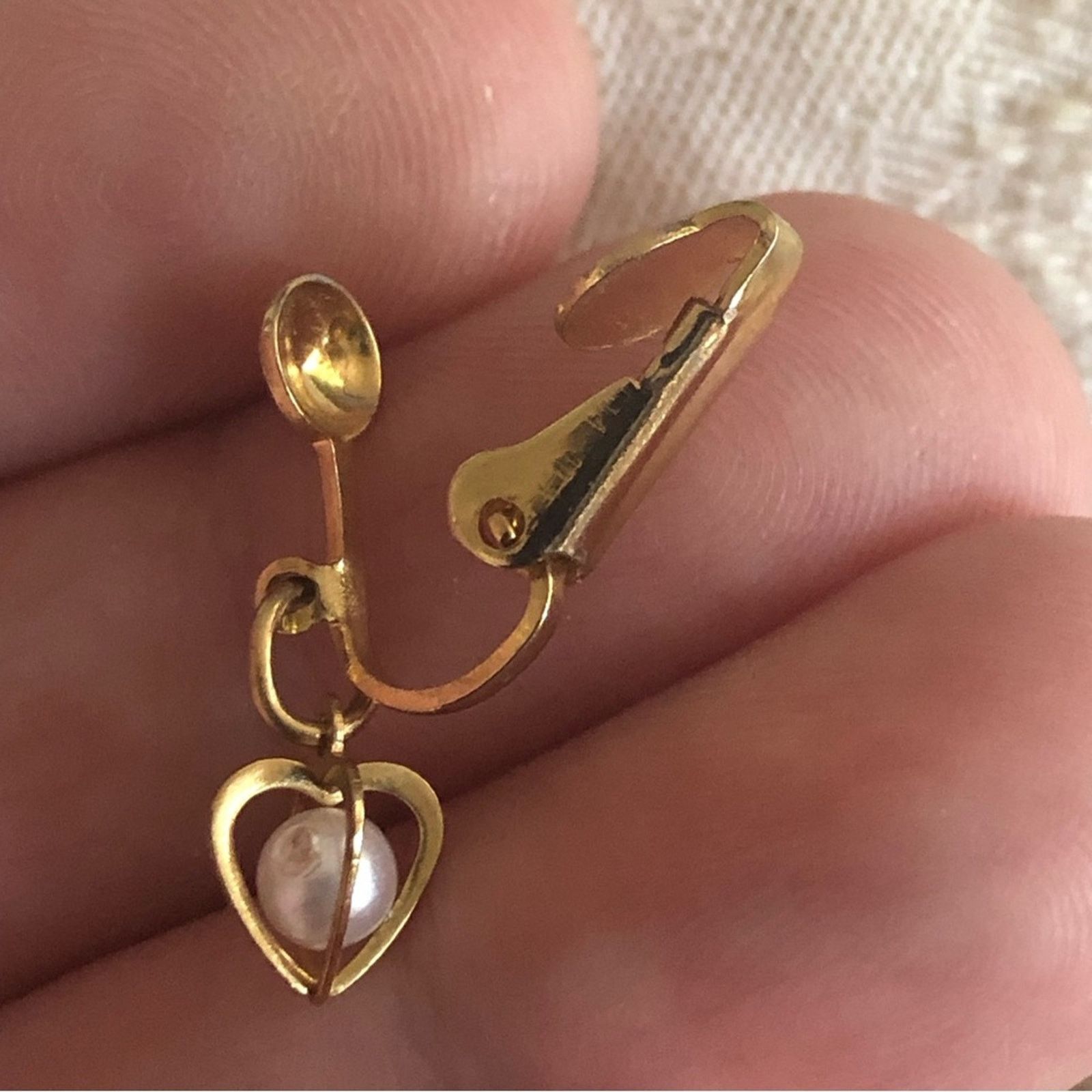 Vintage Vintage open heart caged pearl dangle clip on earrings Size ONE SIZE - 5 Thumbnail