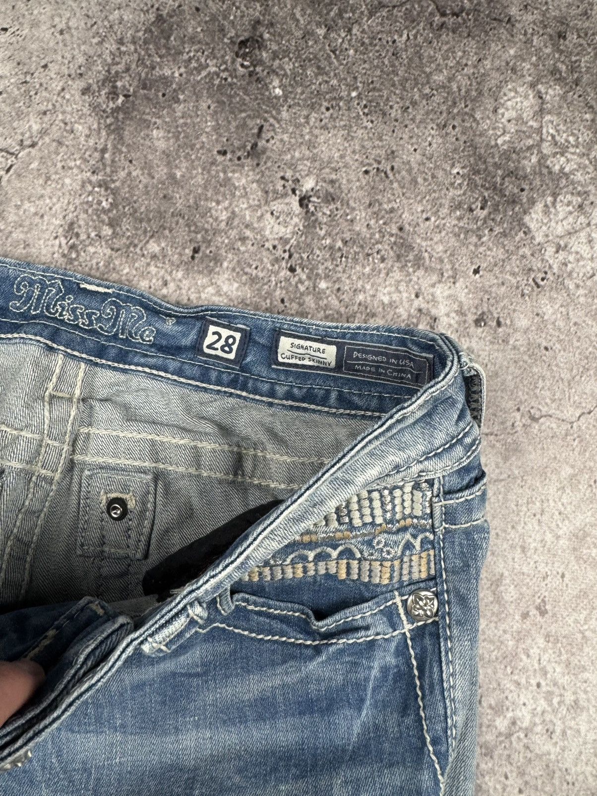 Miss Sixty Vintage Miss Sixty Jeans Flared Distressed 00s Low Rice Size 28" / US 6 / IT 42 - 9 Thumbnail