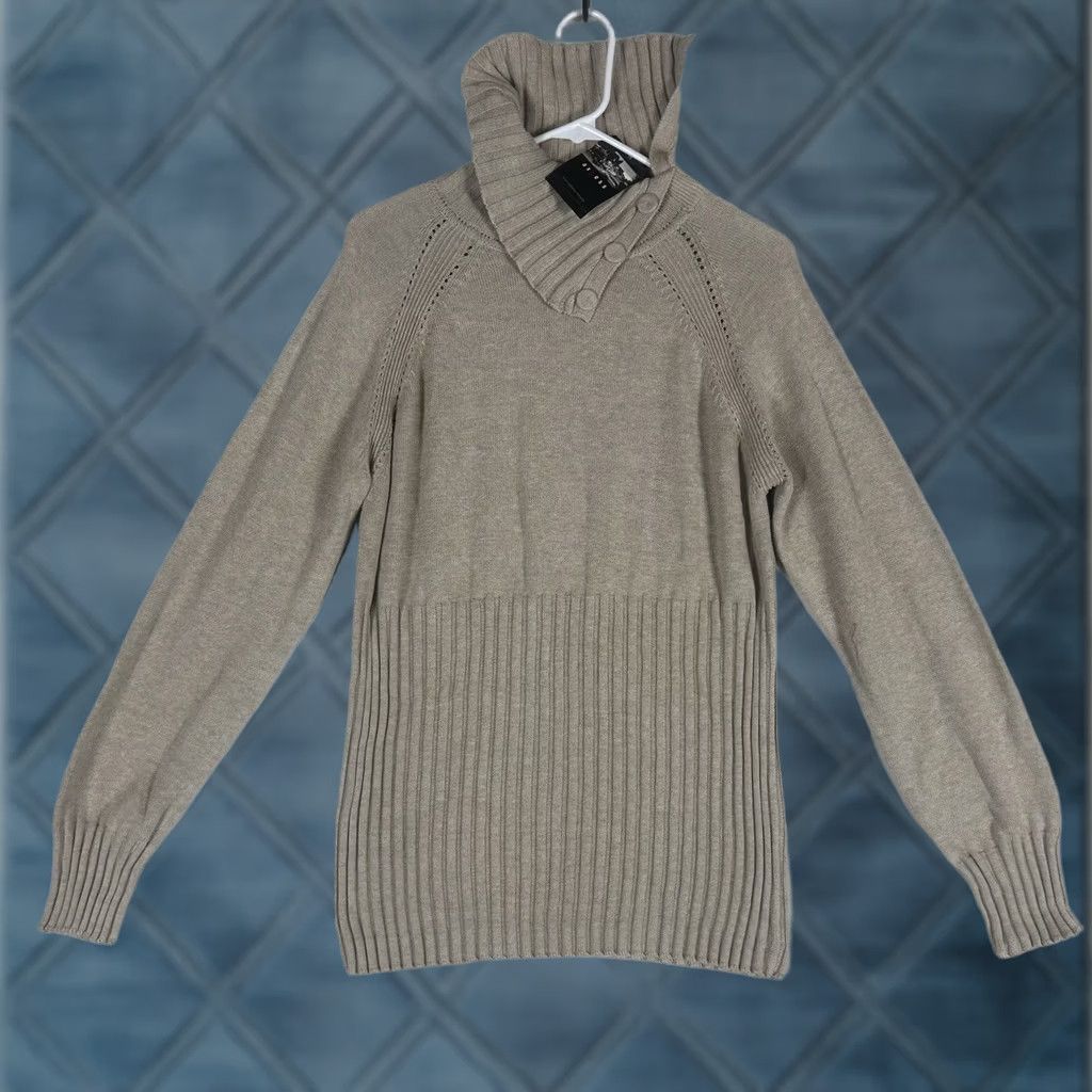 Liz Claiborne Axcess Womens XL Beige Knit Sweater Asymmetrical Button Collar Pullover Ribbed Detail Knit Long Sleeve Mock Neck Mock Lion? Size XL / US 12-14 / IT 48-50 - 1 Thumbnail
