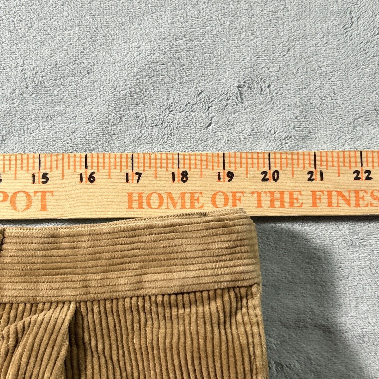L.L. Bean LL Bean Corduroy Beyond Baggy Corduroy Pants Mens 38x29 Size US 38 / EU 54 - 15 Thumbnail