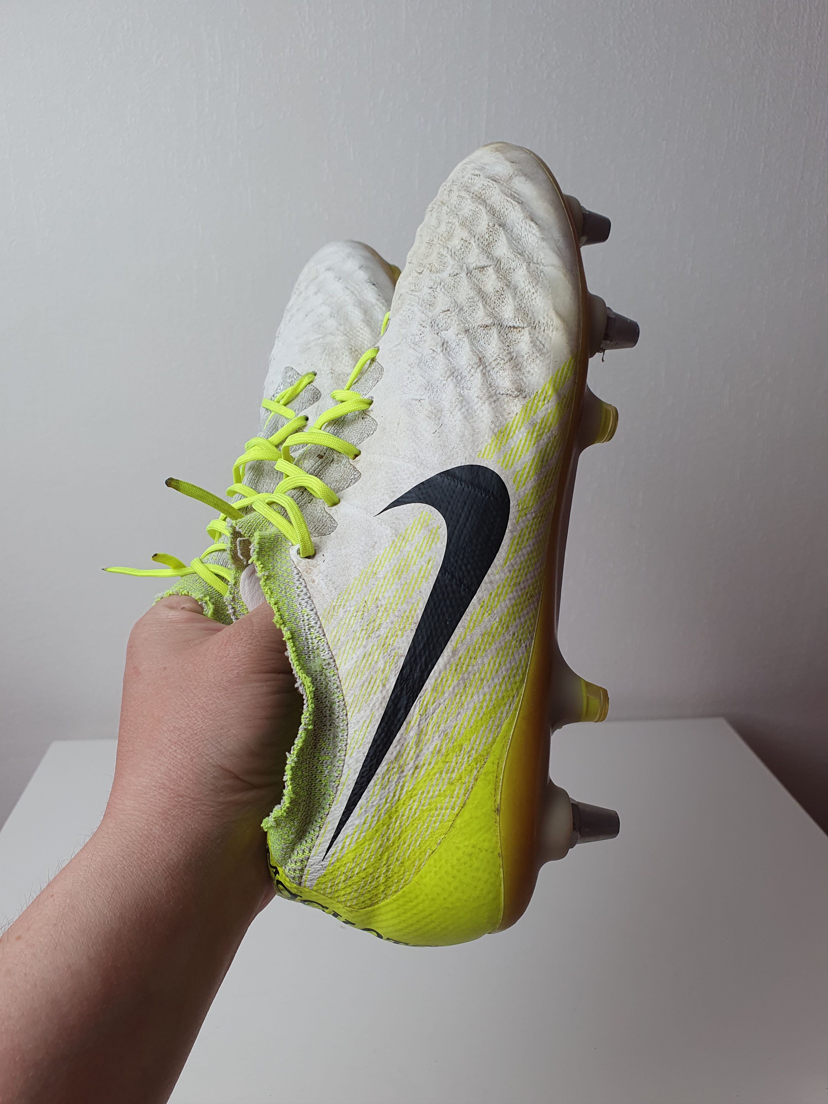 Nike Football Caps Nike Magista Obra 2 SG Pro ACC ANTI CLOG Size US 10 / EU 43 - 1 Thumbnail