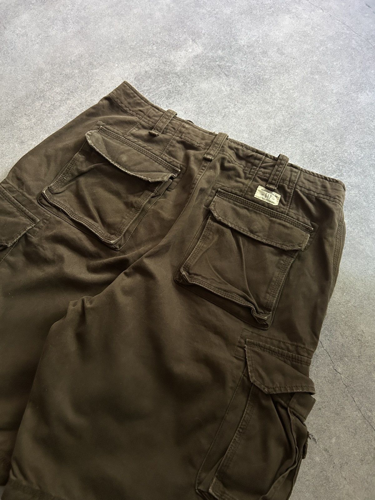 Gap × Japanese Brand × Vintage Vintage Gap Cargo Multi-pocket shorts mens japan style Size US 34 / EU 50 - 5 Thumbnail