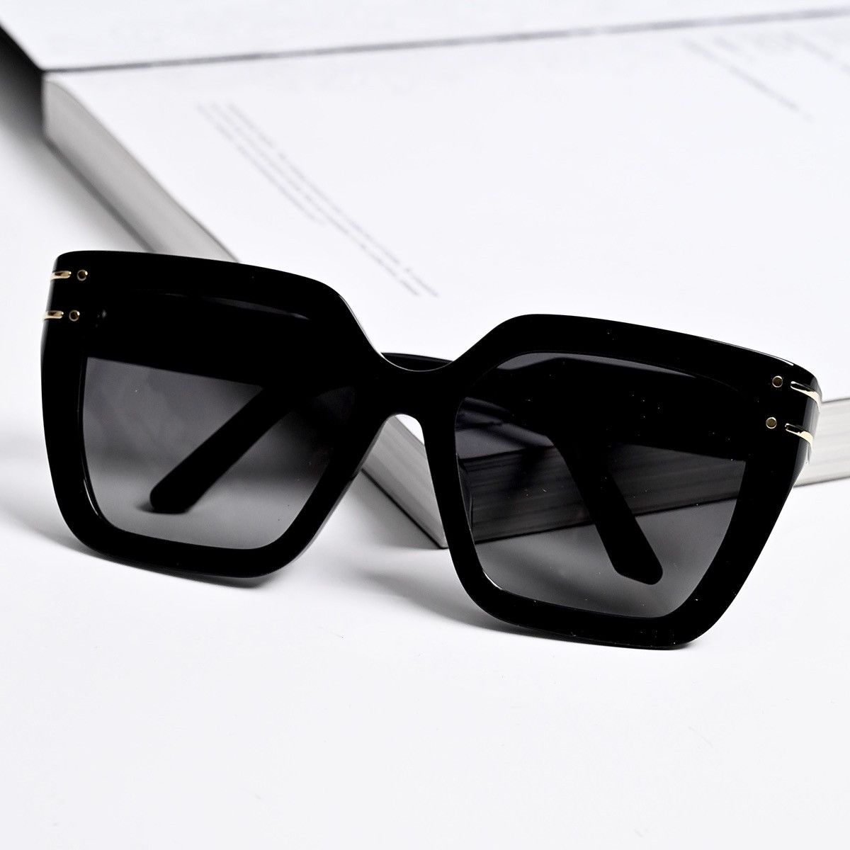 Dior DIOR DIORSIGNATURE S10F SUNGLASSES Size ONE SIZE - 11 Thumbnail