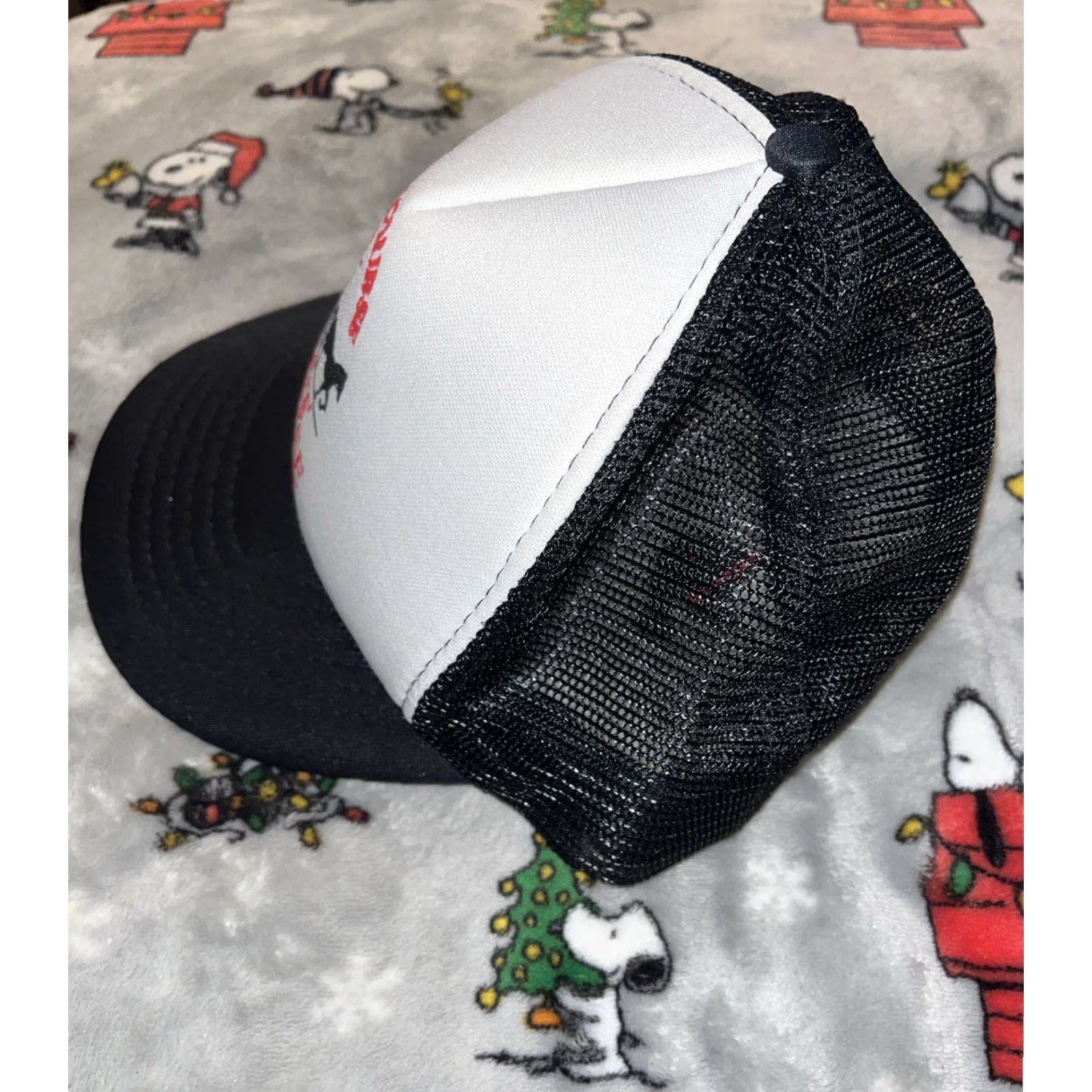 Paradise VINTAGE Headmost Trucker Hat Men One Size Black & White Amish Horse & Buggy Snapback Adjustable Breathable Lightweight Style: Trucker Hat Size ONE SIZE - 2 Thumbnail