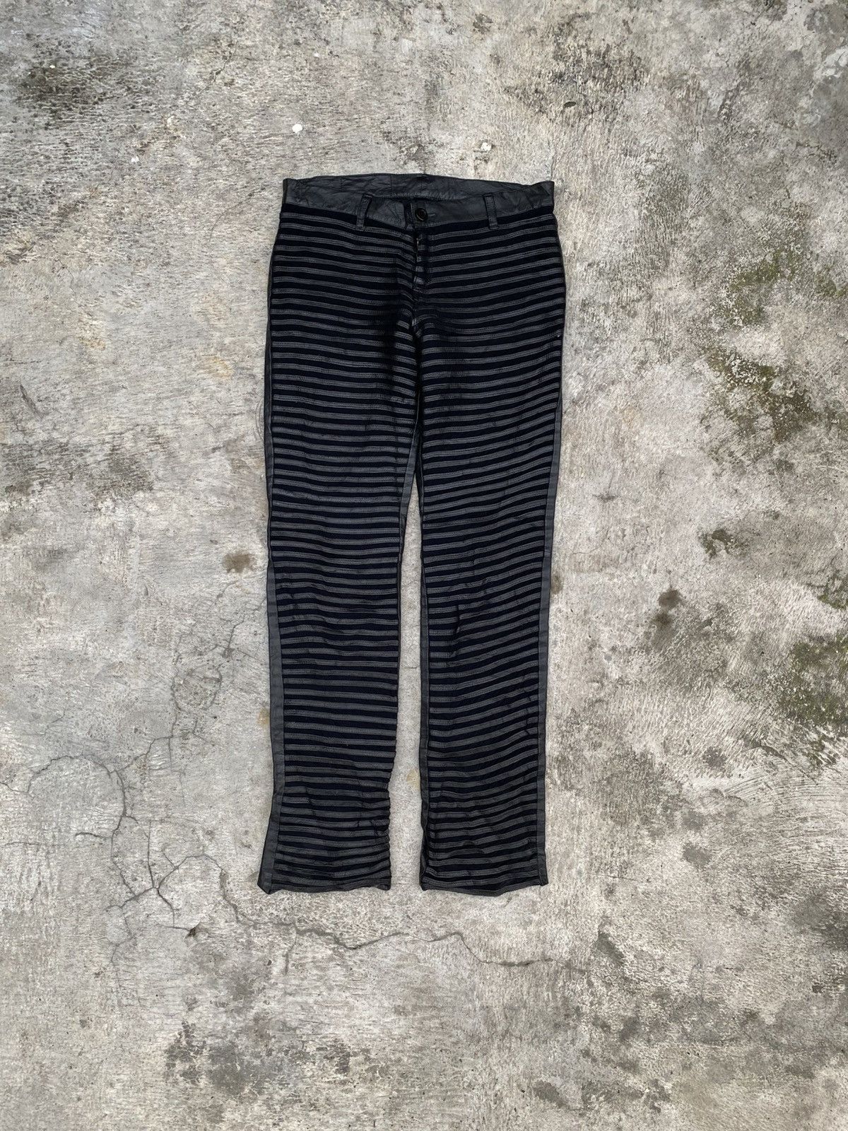 Other Emilio bautista leather textured pant Size US 30 / EU 46 - 1 Thumbnail