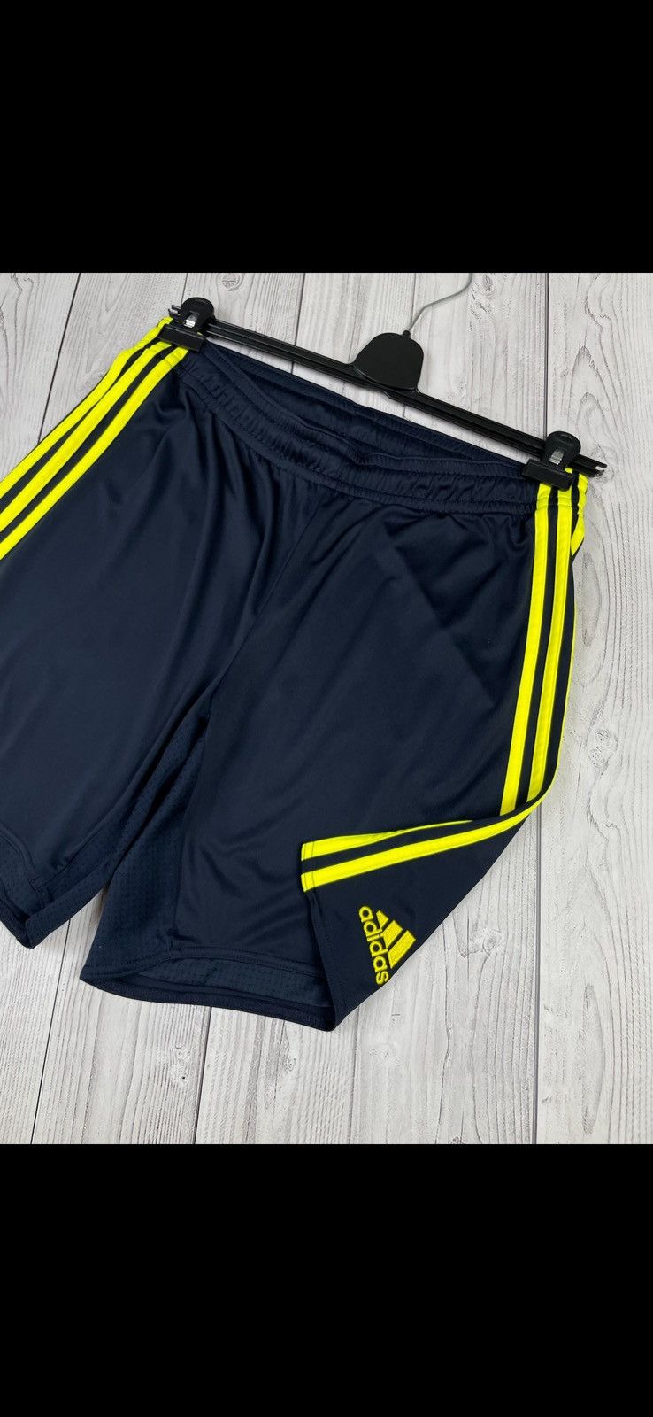 Adidas Vintage adidas Chelsea soccer shorts size M navy Size US 32 / EU 48 - 3 Thumbnail