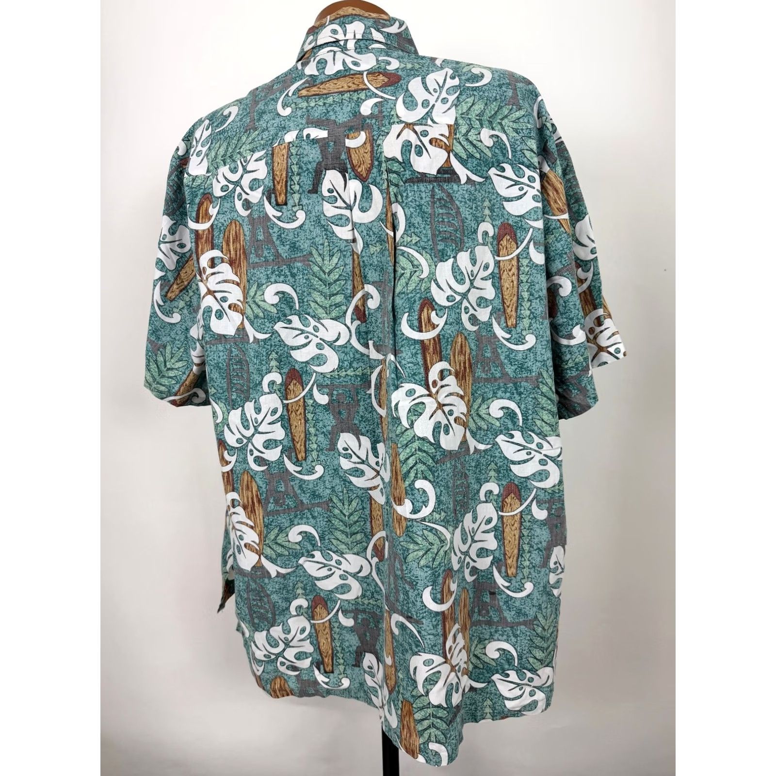 Vintage VINTAGE Makapuu Hawaiian Shirt Men 2XL Blue Short Sleeve Button-Up Collared Graphic Print 90s Beach Tribal Tropical Mens Size US XXL / EU 58 / 5 - 7 Thumbnail