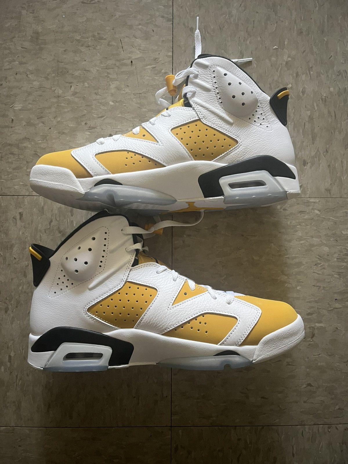 Jordan Brand 2024 Air Jordan 6 Retro 'Yellow Ochre' Size US 12 / EU 45 - 1 Thumbnail