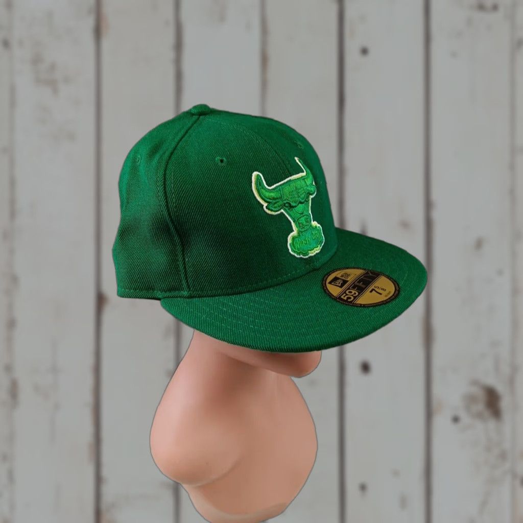 New Era New Era Windy City Chicago Bulls Fitted 59Fifty Hat Green 7 5/8 Mens NBA Basketball Cap Size ONE SIZE - 1 Thumbnail