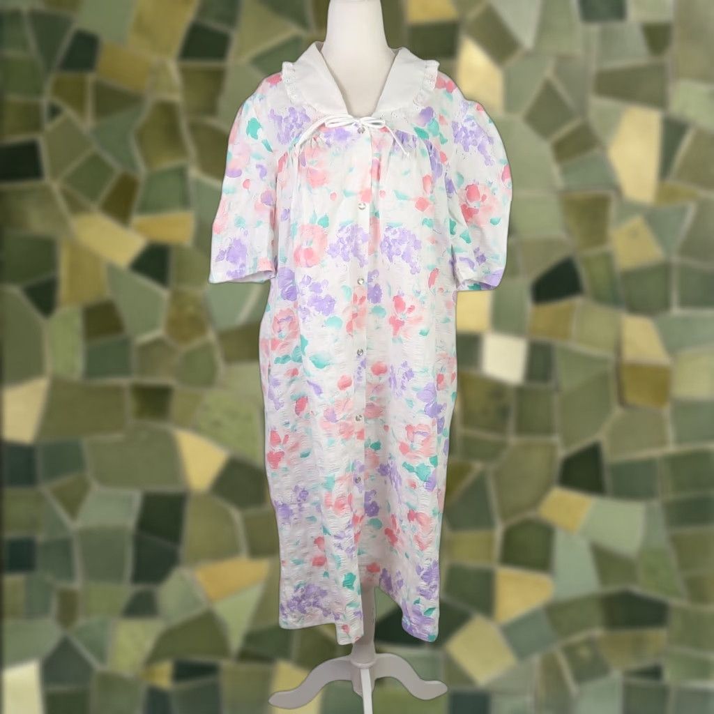 VINTAGE Michele of Miami white floral house dress nighty L 80s Womens Short Sleeve Midi Floral Cotton Polyester