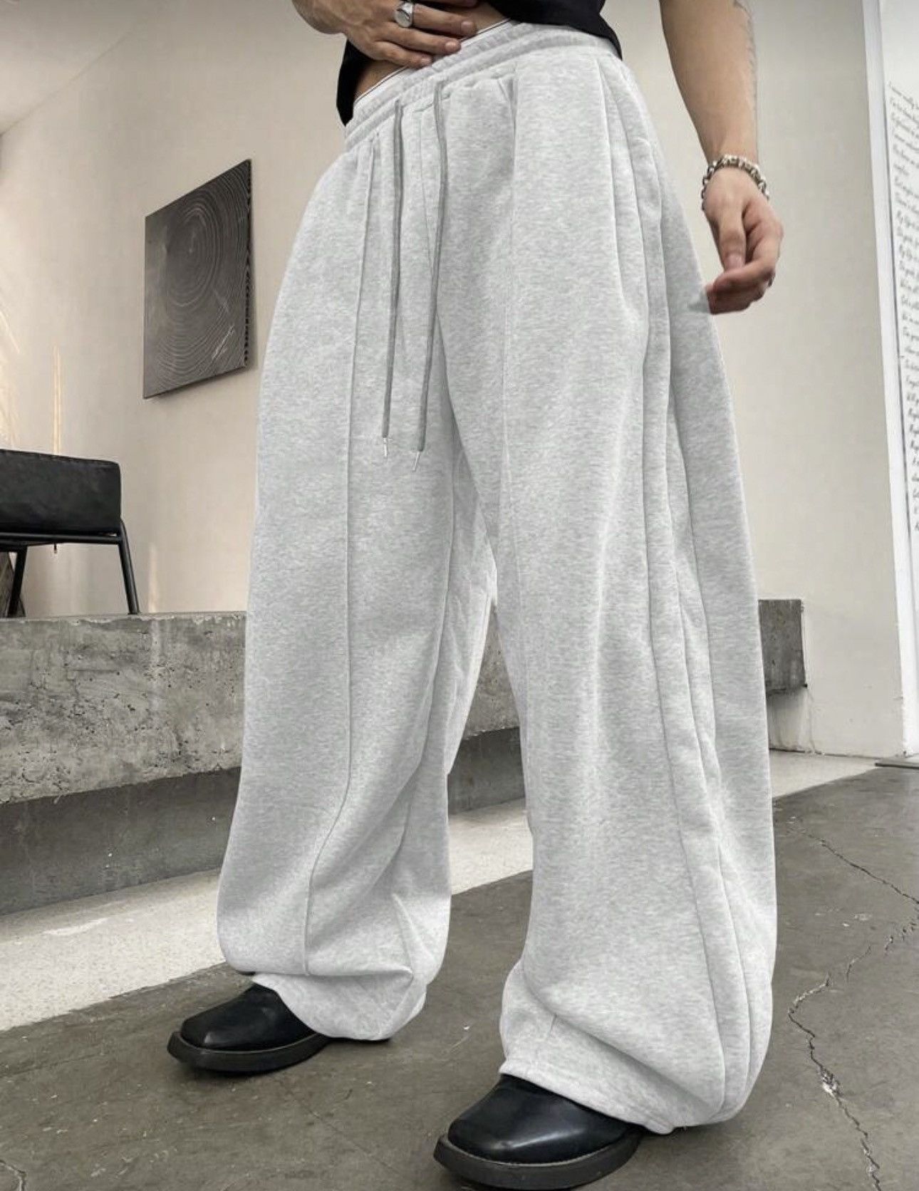 Other Baggy grey wide leg Sweatpant Size US 32 / EU 48 - 2 Thumbnail