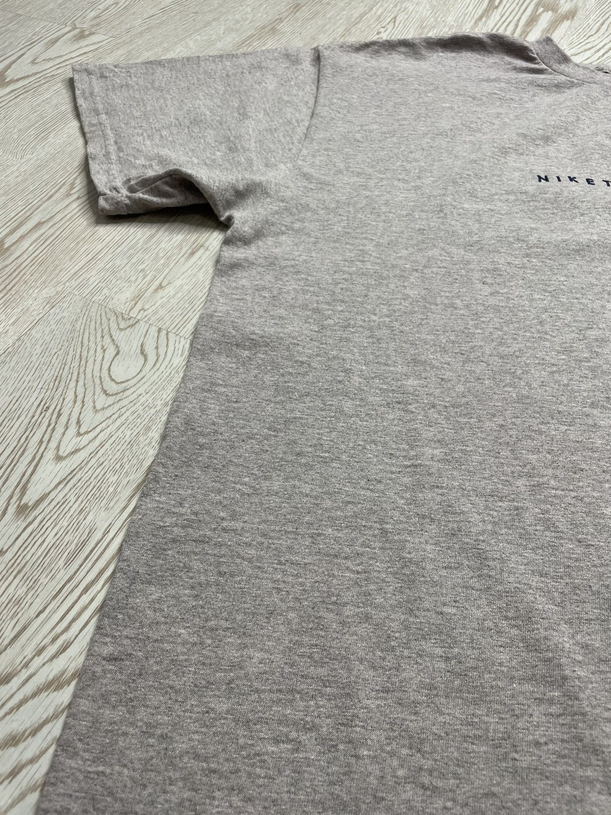 Nike Vintage 90s Nike Town New York Gray tee size Xl Size US XL / EU 56 / 4 - 6 Thumbnail