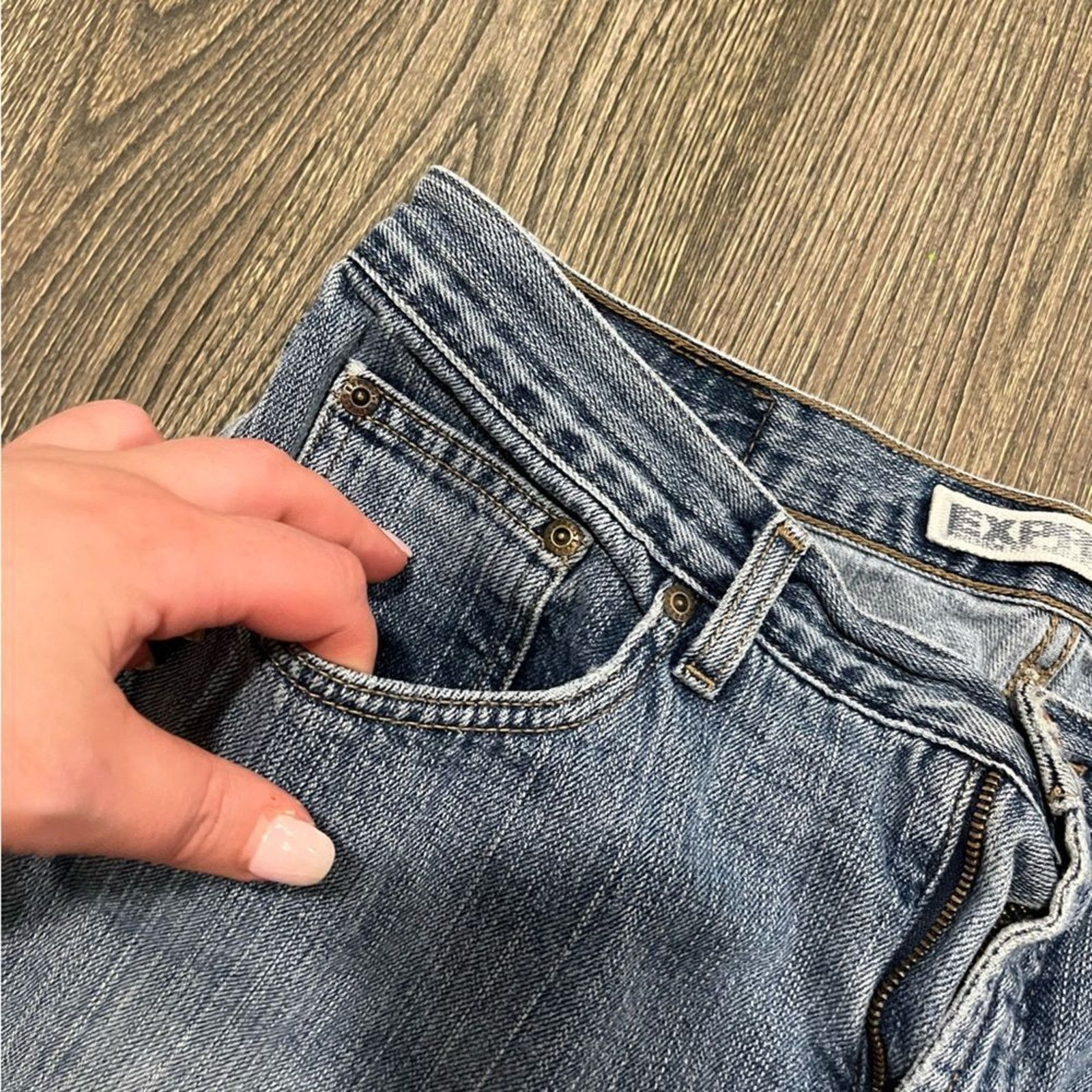 Express Y2K Express Low Rise Flare Jeans Raw Hem Denim Medium 11/12L Size 34" / US 12 / IT 48 - 10 Thumbnail
