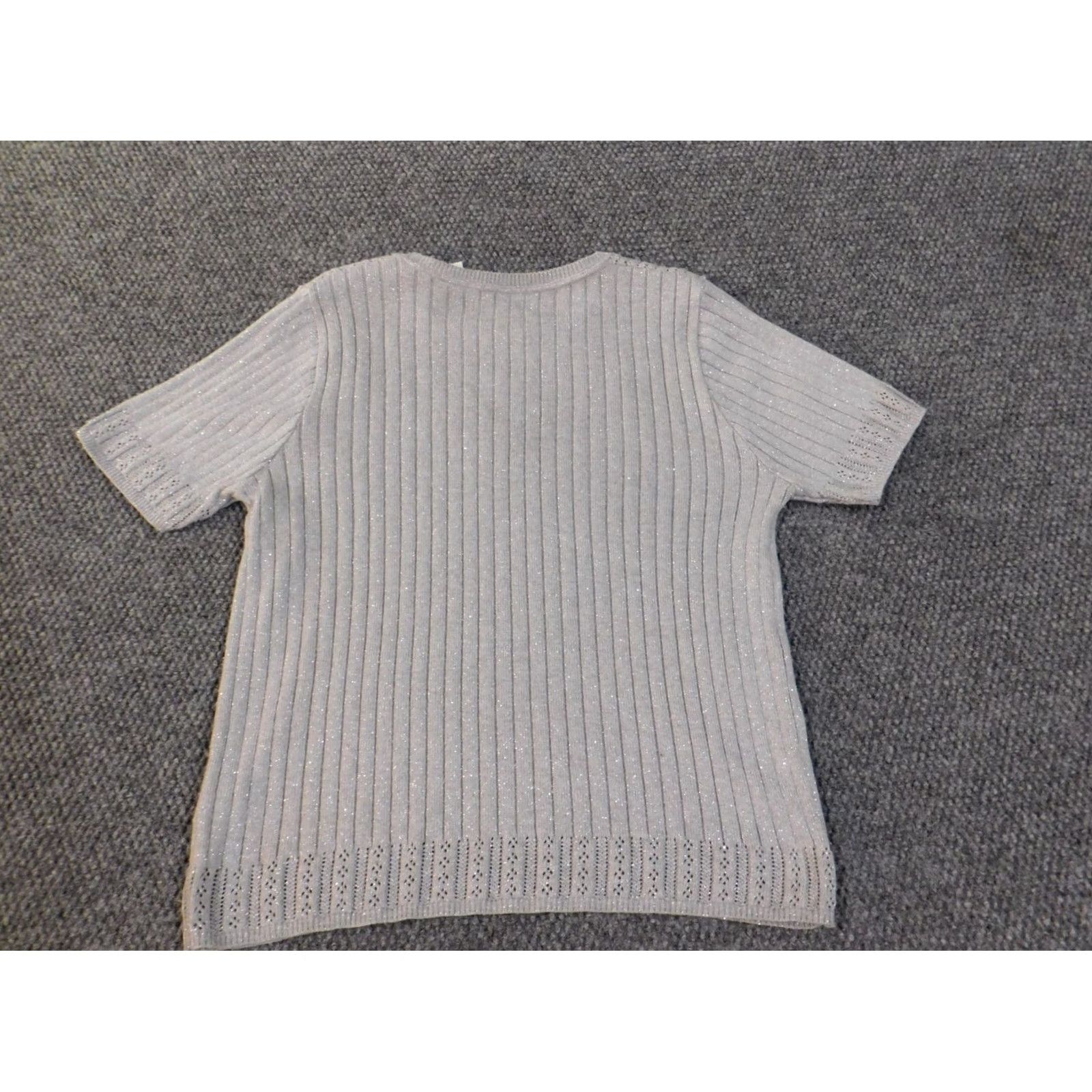 Vintage Alfred Dunner Blouse Shirt Womens Medium Gray Crew Neck Knit Stretch Metallic Pocket Short Sleeve Size M / US 6-8 / IT 42-44 - 7 Thumbnail