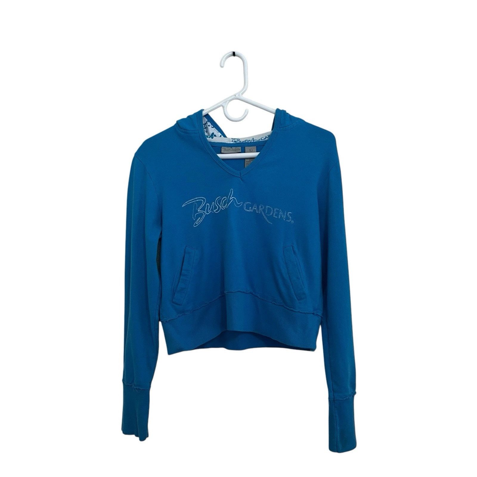 Vintage Busch Gardens | Blue Crop Raw Hem Y2K Spellout Hoodie Women Size L / US 10 / IT 46 - 2 Thumbnail