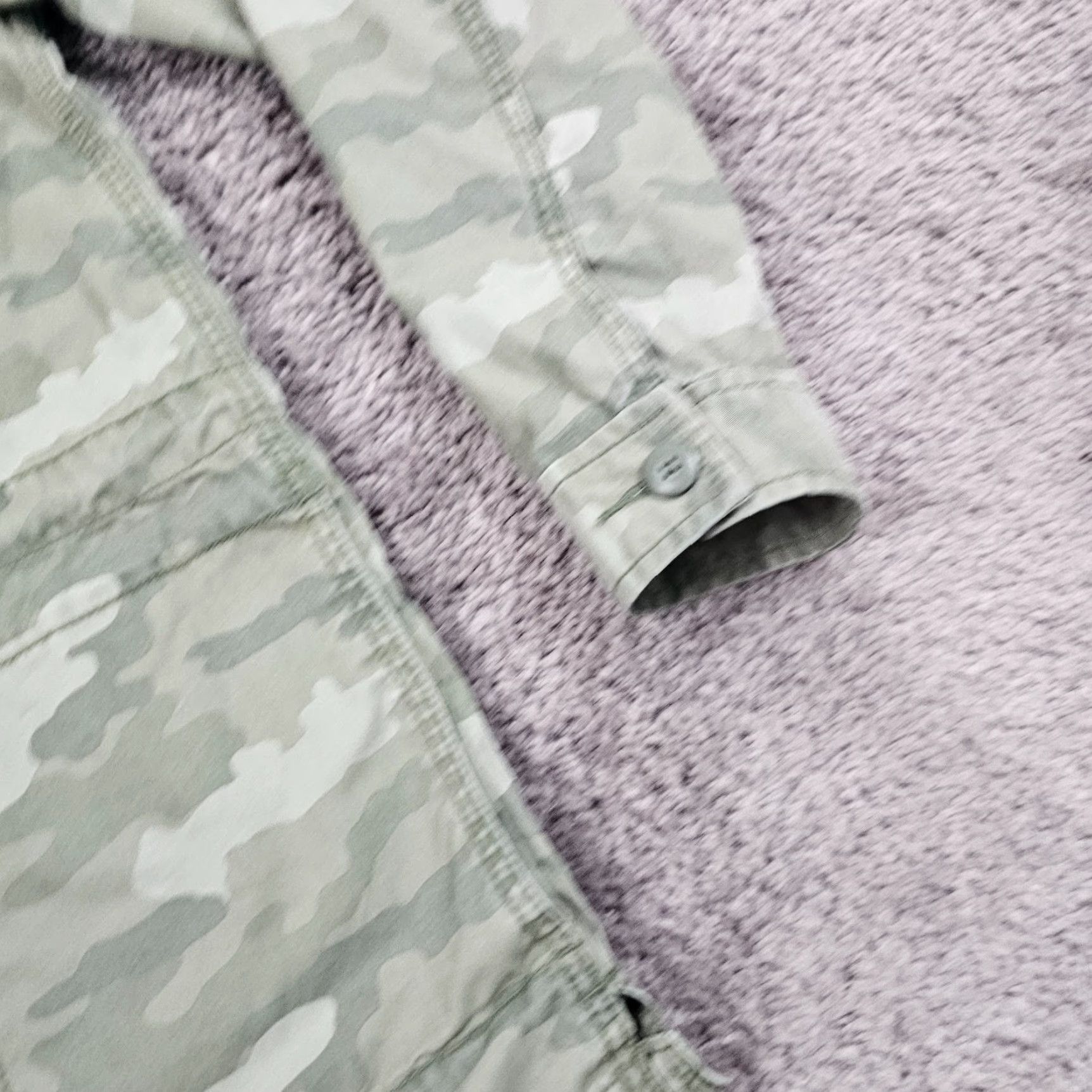 American Eagle Outfitters VINTAGE American Eagle Outfitters Military Jacket Men Medium M Green Camo Cotton Utility Size US M / EU 48-50 / 2 - 4 Thumbnail