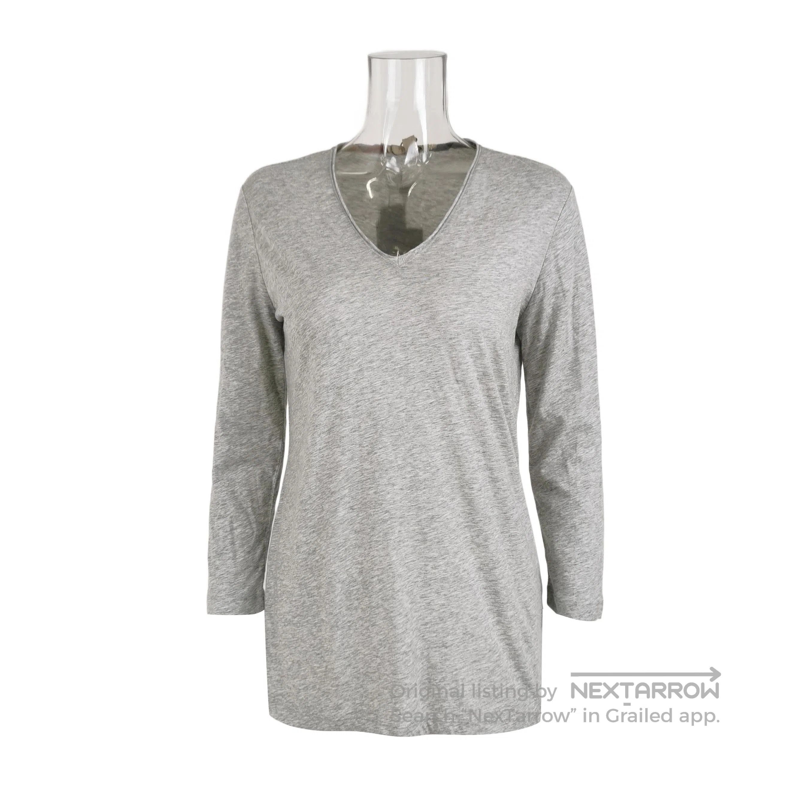 Burberry Burberry Brit Long Sleeve V-Neck T-Shirt . Size US M / EU 48-50 / 2 - 1 Thumbnail