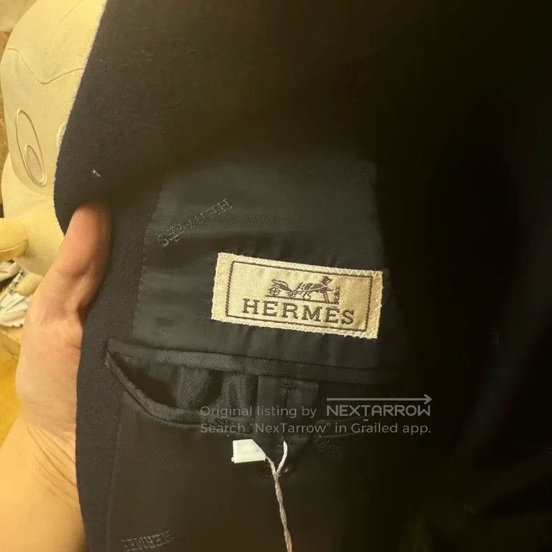 Hermes Hermes Autumn/Winter 2023 Top-tier Ready-to-Wear Leather-T Size US S / EU 44-46 / 1 - 5 Thumbnail