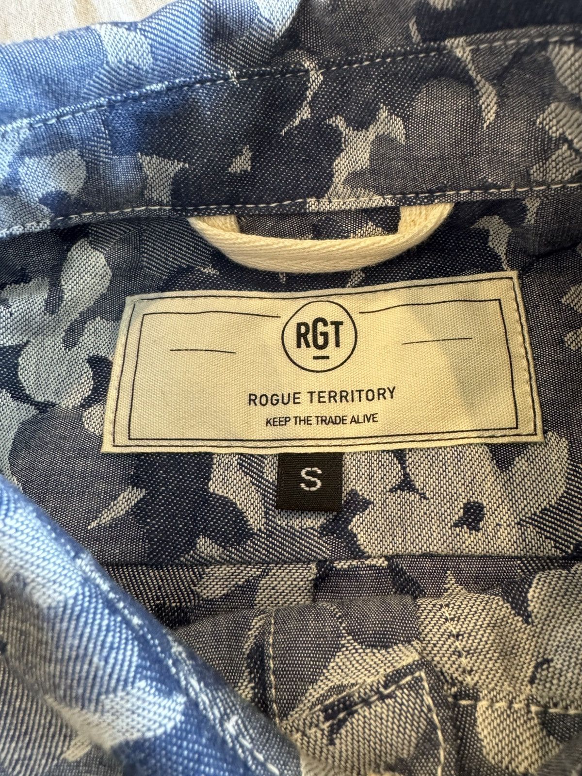 Rogue Territory Rogue Territory Maker Shirt // Indigo Floral Jacquard - S Size US S / EU 44-46 / 1 - 5 Thumbnail