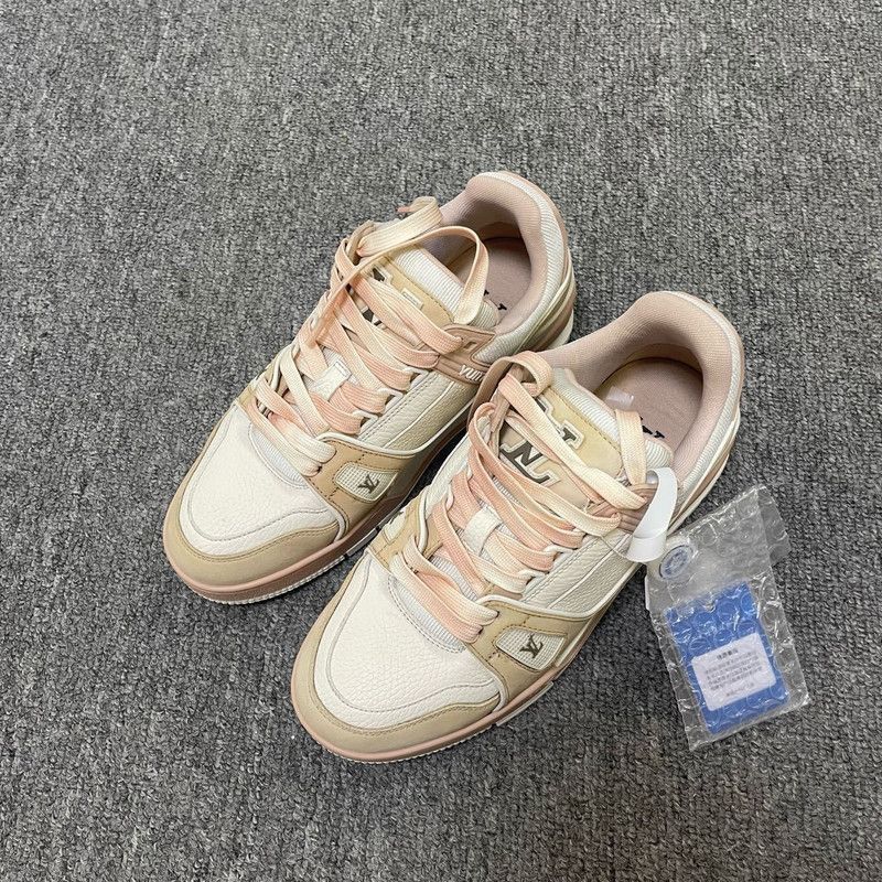 Louis Vuitton Color-Block Low-Top Sneakers -