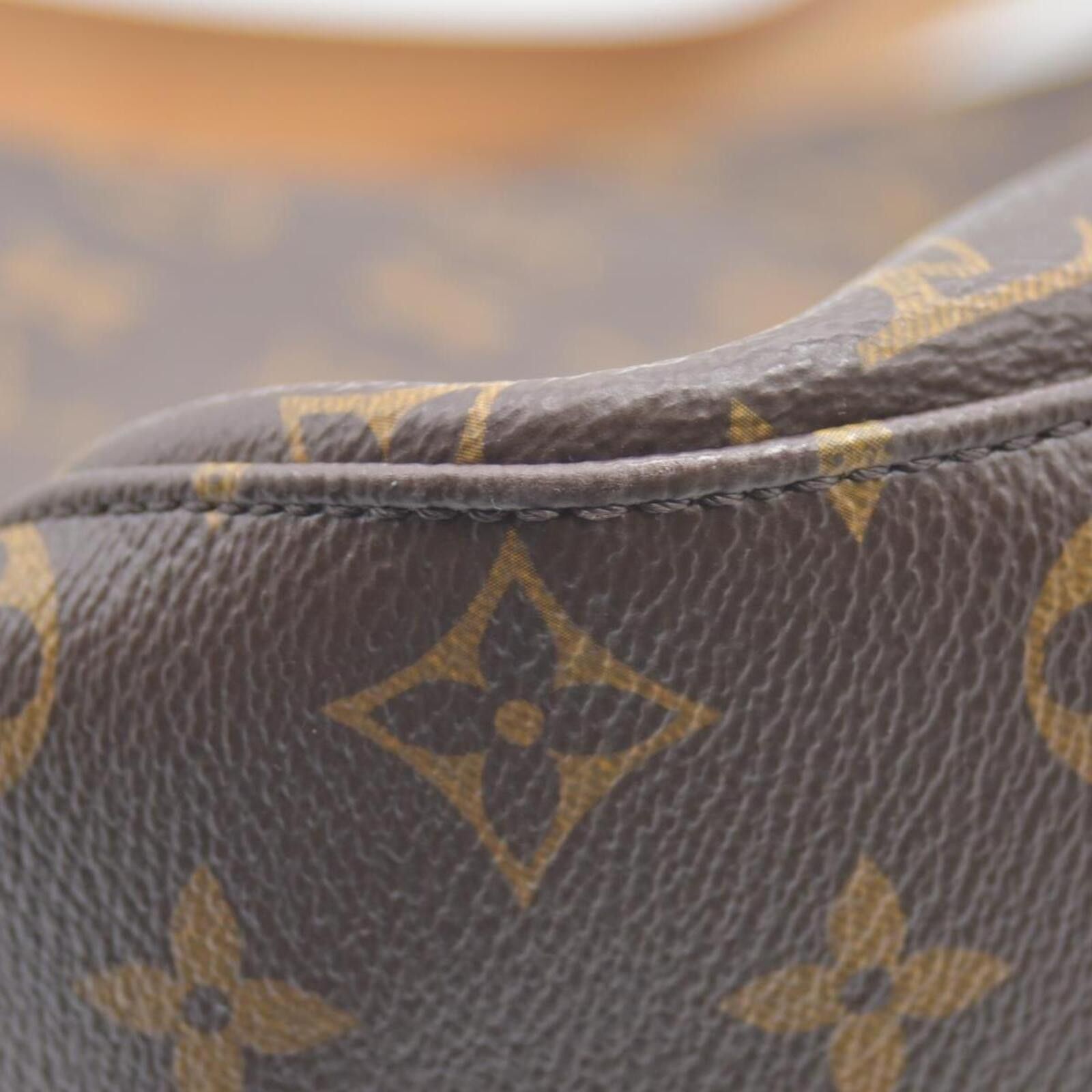 Louis Vuitton $2740 Louis Vuitton Monogram Slouchy MM Size ONE SIZE - 6 Thumbnail