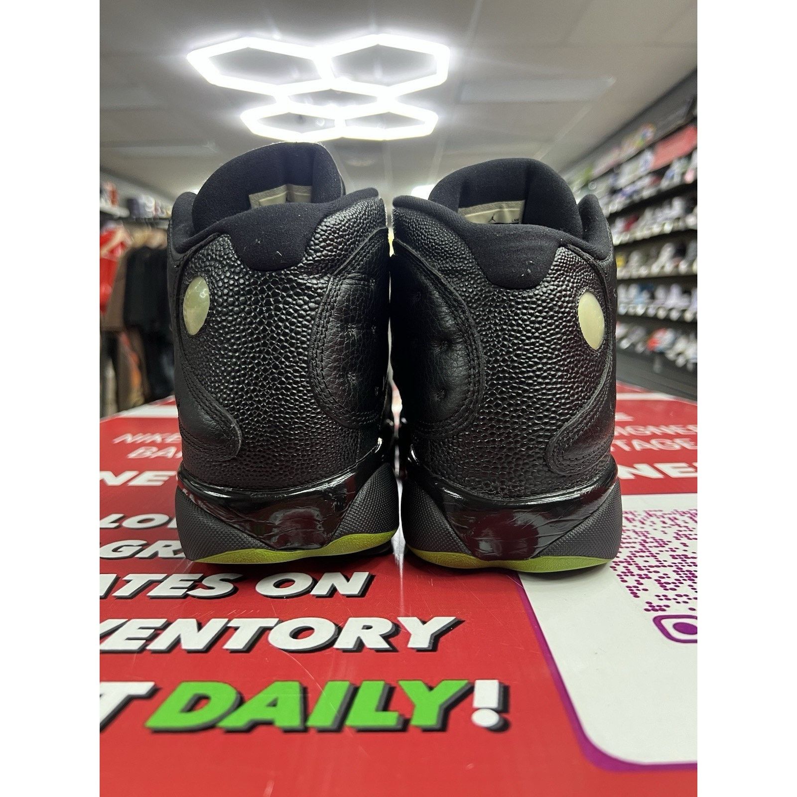 Jordan Brand Air Jordan 13 Retro 2017 Altimeter Size 11 414571-042 Size US 11 / EU 44 - 5 Thumbnail