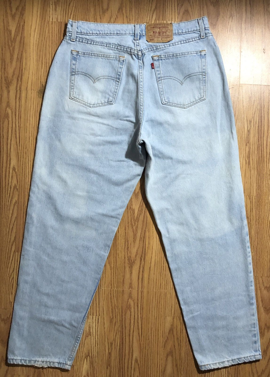 Levi's × Vintage Vintage Levi’s 560 US Made Loose Fit Denim Jeans Size 16 Size 38" / US 16 / IT 52 - 1 Thumbnail