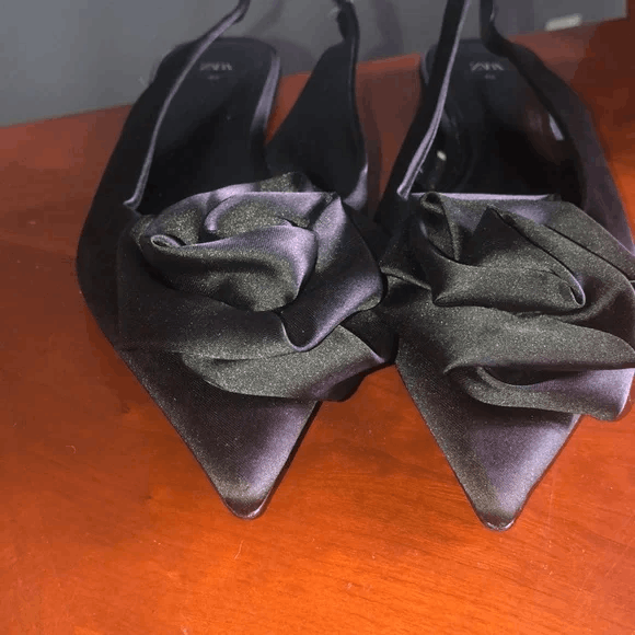 Zara Prwnd ZARA WOMAN STRAPLE FLAT SHOES WITH FLOWER BLACK sz40/9 Size US 10 / IT 40 - 4 Thumbnail