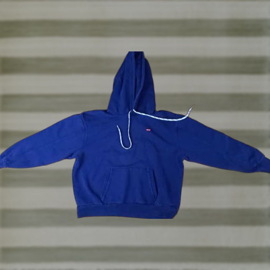 Levi's VINTAGE Levi's Sweatshirt Pullover Hooded Blue Navy Medium M Unisex Adults Size Regular Hoodie Drawstring Long 24in Pit to Pit 24in Size US M / EU 48-50 / 2 - 1 Thumbnail