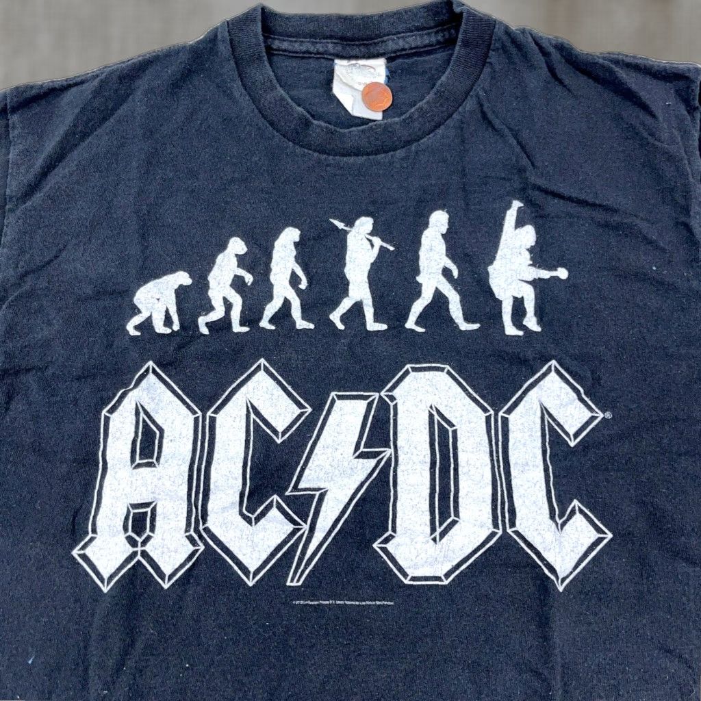 AAA VINTAGE ACDC Shirt Men M Black White Tee Band Tour Caveman Evolve Y2K Faded Size US M / EU 48-50 / 2 - 1 Thumbnail