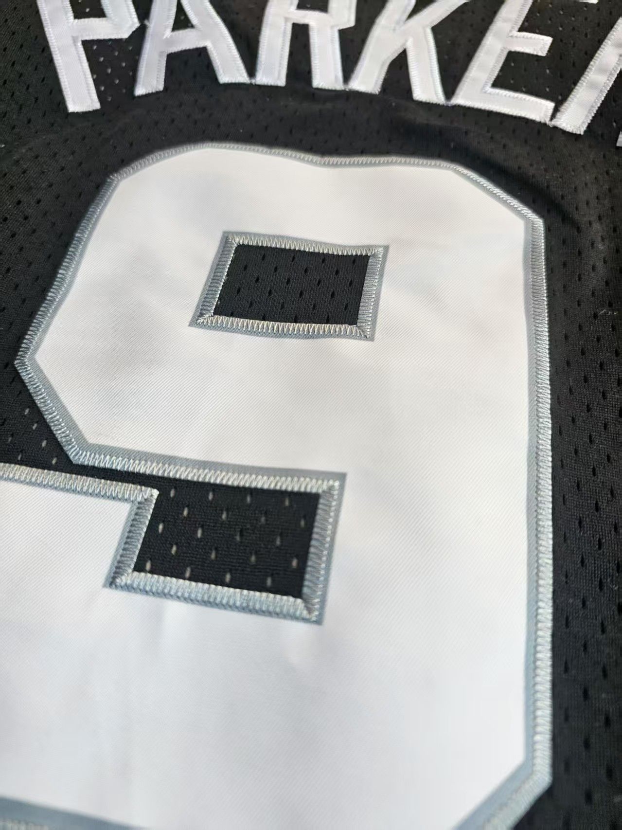 NBA #9 Tony Parker Jersey San Antonio Spurs 2001 02 Size US L / EU 52-54 / 3 - 5 Thumbnail